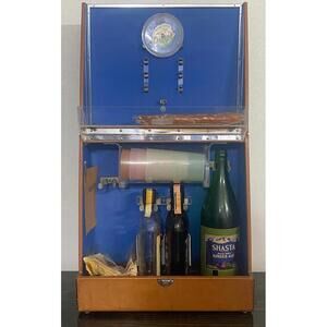 Vintage 1940's Modern Oasis Craft-Well Traveling Bar Set